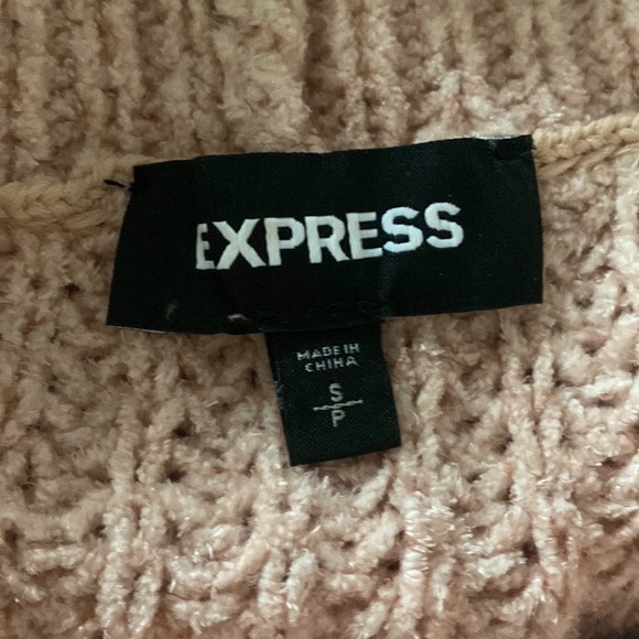 Express Sweater - Picture 2 of 3